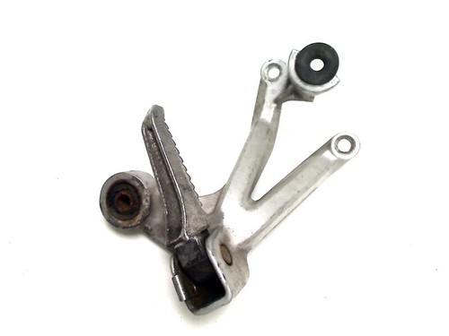 Foot peg right rear - right, suzuki