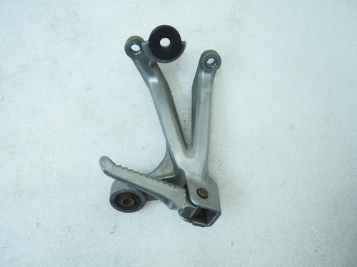 Rear right footboard - rear, bracket